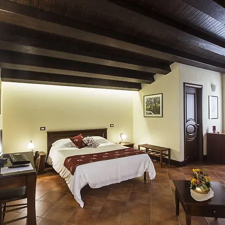 Residenza Petra 3* بيتراليا سوبرانا