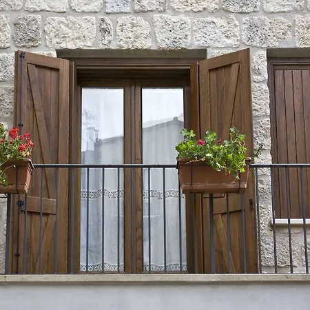 Residenza Petra Petralia Soprana