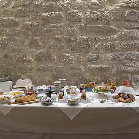 فندق Residenza Petra بيتراليا سوبرانا