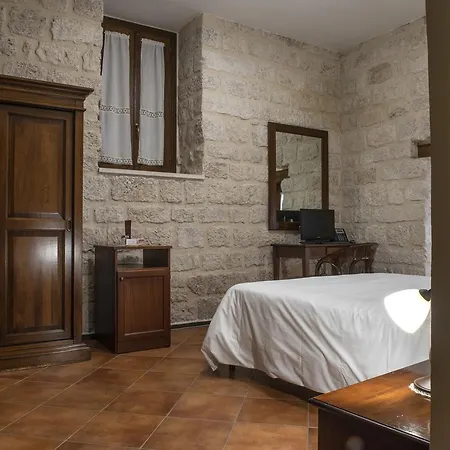 فندق Residenza Petra بيتراليا سوبرانا